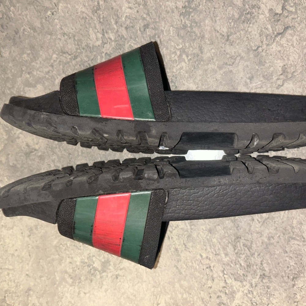 Used Gucci Slides - Picture 2 of 4